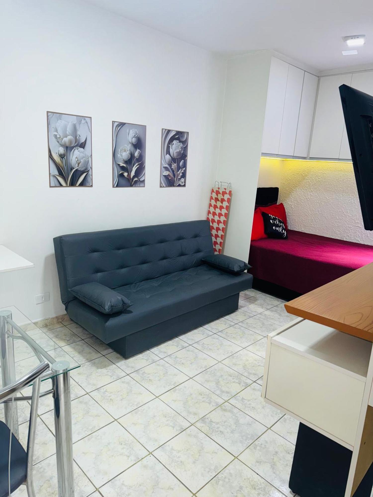 Sala Living Em Predio Familiar Na Av Da Praia Сантос Екстериор снимка